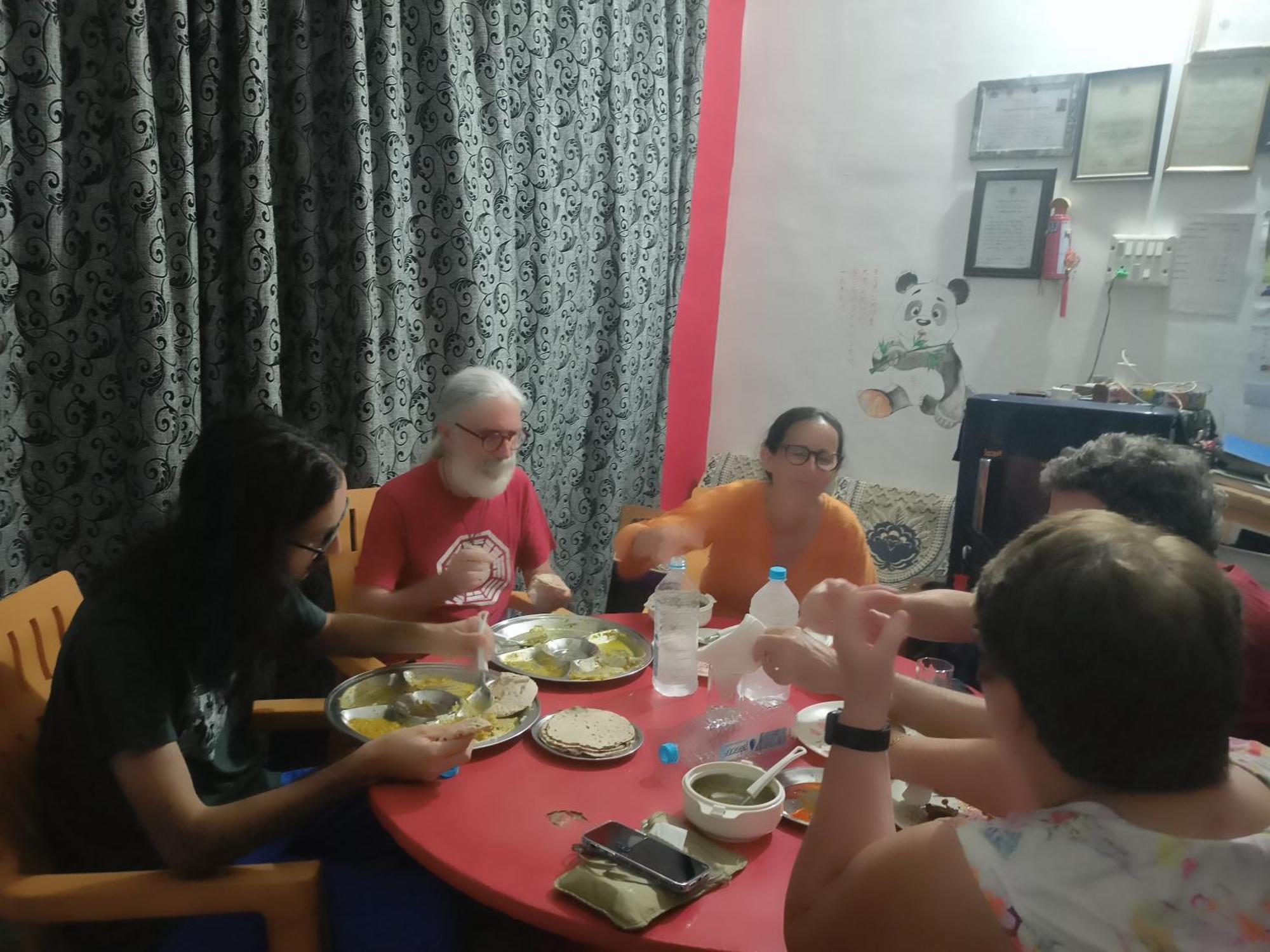 Holiday Home Stay Khajurāho Exteriör bild