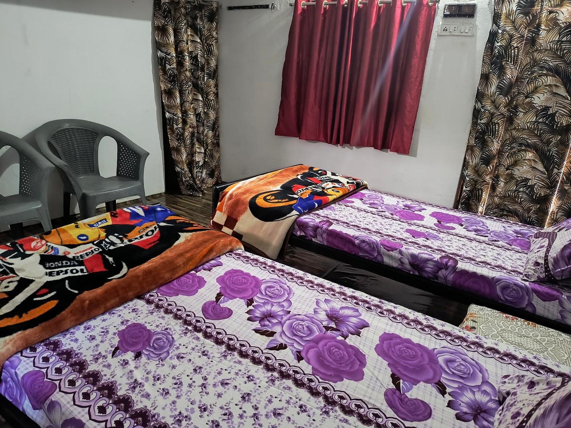 Holiday Home Stay Khajurāho Exteriör bild